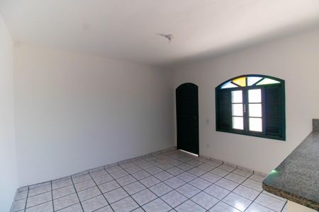Sala de casa para alugar com 1 quarto, 60m² em Piratininga, Niterói
