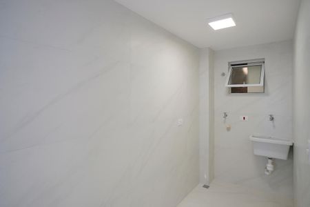 Apartamento à venda com 65m², 2 quartos e 2 vagasÁrea de serviço