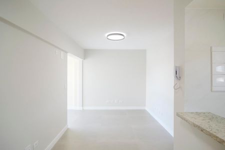 Apartamento à venda com 65m², 2 quartos e 2 vagasSala