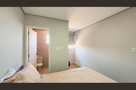 Casa à venda com 141m², 3 quartos e 2 vagas Casa à venda com 141m², 3 quartos e 2 vagasSuíte 2