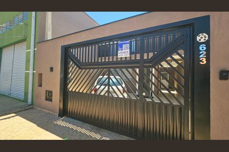 Casa à venda com 141m², 3 quartos e 2 vagas Casa à venda com 141m², 3 quartos e 2 vagasPlaca