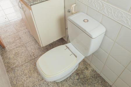 Apartamento à venda com 174m², 4 quartos e 2 vagas Apartamento à venda com 174m², 4 quartos e 2 vagasBanheiro Social 1