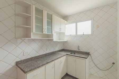 Apartamento à venda com 174m², 4 quartos e 2 vagas Apartamento à venda com 174m², 4 quartos e 2 vagasCozinha