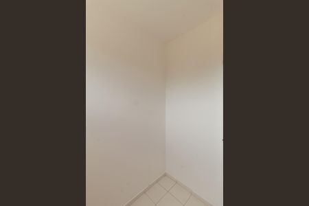 Apartamento à venda com 174m², 4 quartos e 2 vagas Apartamento à venda com 174m², 4 quartos e 2 vagasQuarto de Serviço