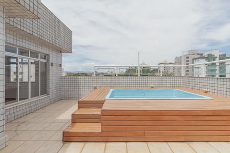 Apartamento à venda com 174m², 4 quartos e 2 vagas Apartamento à venda com 174m², 4 quartos e 2 vagasÁrea Gourmet