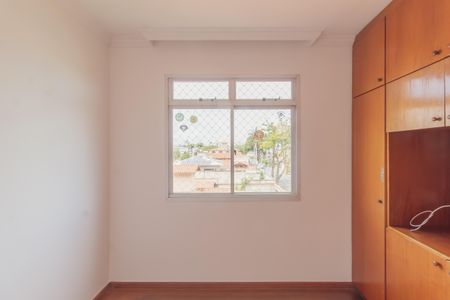 Apartamento à venda com 174m², 4 quartos e 2 vagas Apartamento à venda com 174m², 4 quartos e 2 vagasQuarto 1