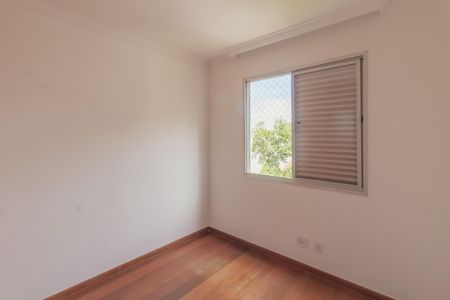 Apartamento à venda com 174m², 4 quartos e 2 vagas Apartamento à venda com 174m², 4 quartos e 2 vagasQuarto 2