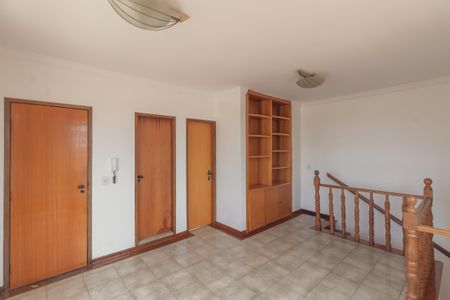 Apartamento à venda com 174m², 4 quartos e 2 vagas Apartamento à venda com 174m², 4 quartos e 2 vagasSala de TV