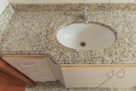 Apartamento à venda com 174m², 4 quartos e 2 vagas Apartamento à venda com 174m², 4 quartos e 2 vagasBanheiro Social 2