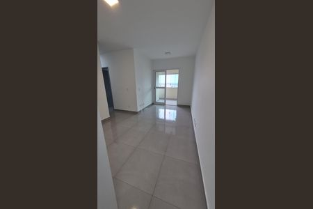 Sala de apartamento para alugar com 3 quartos, 74m² em Vila Sao Sebastiao, Mogi das Cruzes