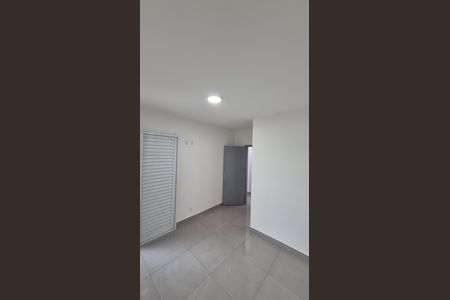 Quarto 3 de apartamento para alugar com 3 quartos, 74m² em Vila Sao Sebastiao, Mogi das Cruzes