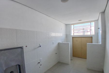 Cozinha de apartamento para alugar com 1 quarto, 65m² em Morro Santana, Porto Alegre