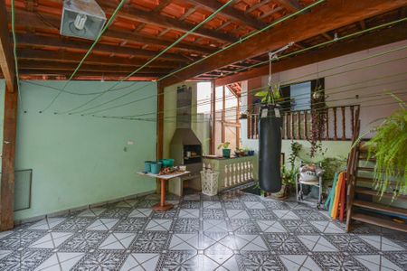 Casa à venda com 158m², 3 quartos e 2 vagasVaranda