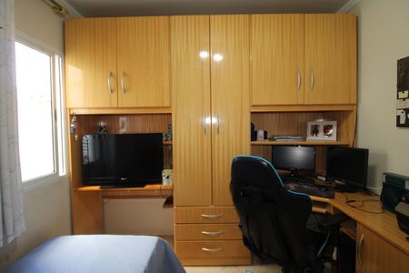 Casa de condomínio à venda com 199m², 3 quartos e 4 vagasQuarto 2