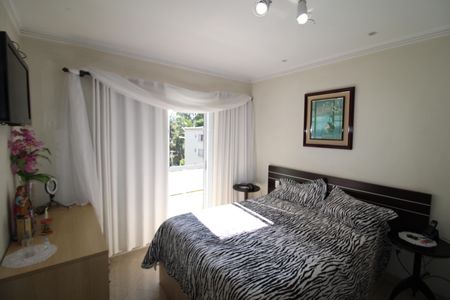 Casa de condomínio à venda com 199m², 3 quartos e 4 vagasQuarto 3