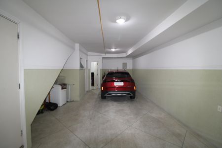 Casa de condomínio à venda com 199m², 3 quartos e 4 vagasGaragem