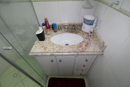 Casa de condomínio à venda com 199m², 3 quartos e 4 vagasQuarto 1 - Banheiro