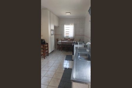 Cozinha de casa para alugar com 3 quartos, 280m² em Jardim D’abril, Osasco