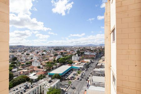 Vista da Sala de apartamento para alugar com 2 quartos, 72m² em São Tomaz, Belo Horizonte