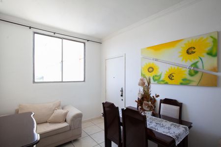 Apartamento para alugar com 72m², 2 quartos e 1 vaga Apartamento para alugar com 72m², 2 quartos e 1 vagaSala
