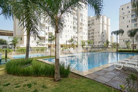 Apartamento à venda com 57m², 2 quartos e 1 vagaCondomínio - Piscina 