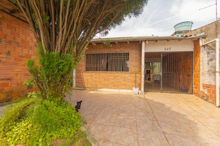 Casa à venda com 112m², 4 quartos e 2 vagasJardim/Fachada