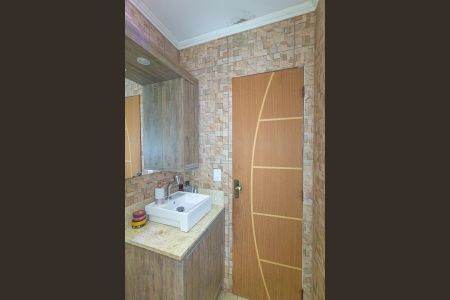 Casa à venda com 112m², 4 quartos e 2 vagasBanheiro