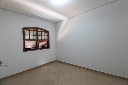 Quarto 1 de casa para alugar com 3 quartos, 299m² em Jardim Sonia Maria, São Paulo