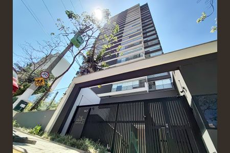 Apartamento para alugar com 98m², 2 quartos e 3 vagas Apartamento para alugar com 98m², 2 quartos e 3 vagasFachada