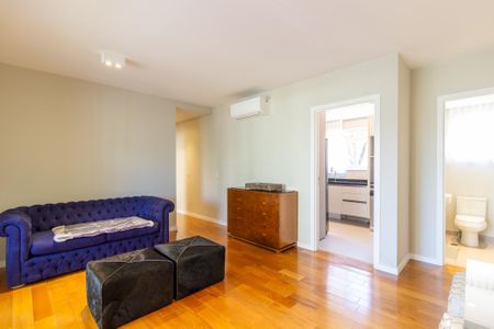 Apartamento para alugar com 98m², 2 quartos e 3 vagas Apartamento para alugar com 98m², 2 quartos e 3 vagasSala