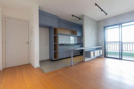 Sala de apartamento para alugar com 3 quartos, 68m² em Chácara Seis de Outubro, São Paulo