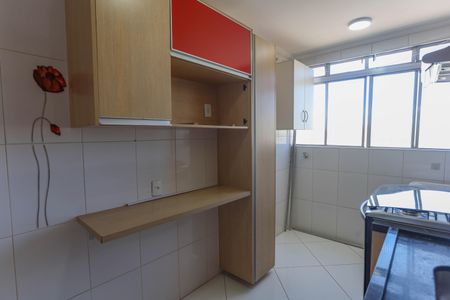 Apartamento à venda com 68m², 2 quartos e 1 vaga Apartamento à venda com 68m², 2 quartos e 1 vagaCozinha