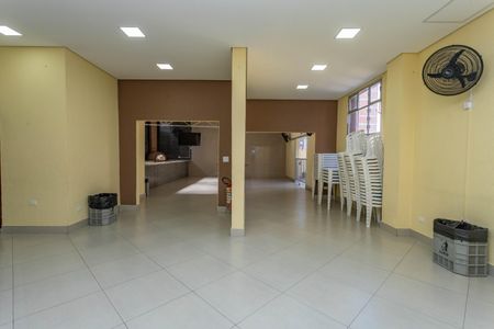 Apartamento à venda com 68m², 2 quartos e 1 vaga Apartamento à venda com 68m², 2 quartos e 1 vagaÁrea comum - Salão de festas
