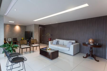 Sala 2 de apartamento para alugar com 5 quartos, 201m² em Vila da Serra, Nova Lima