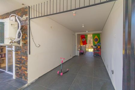 Casa à venda com 160m², 3 quartos e 2 vagasGaragem