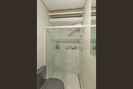 Casa à venda com 160m², 3 quartos e 2 vagasBanheiro da Suíte