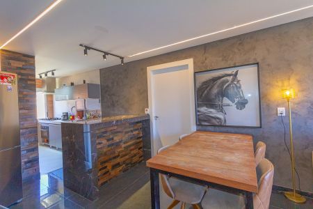 Casa à venda com 160m², 3 quartos e 2 vagasSala