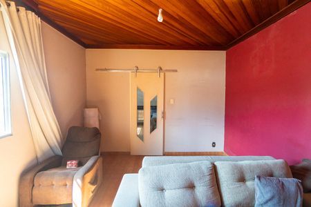 Sala de casa para alugar com 2 quartos, 200m² em Jardim Jabaquara, São Paulo
