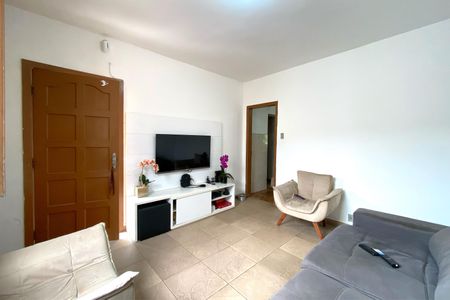 Sala de casa à venda com 4 quartos, 360m² em Concórdia, Belo Horizonte