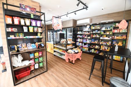 Apartamento à venda com 82m², 2 quartos e 2 vagasMercearia