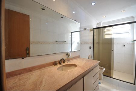 Apartamento à venda com 76m², 2 quartos e 1 vagaBanheiro Social