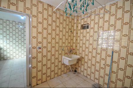 Apartamento à venda com 76m², 2 quartos e 1 vagaÁrea de Serviço