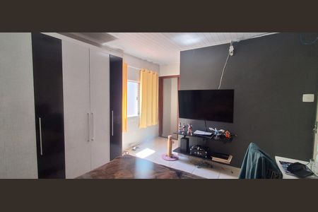 Casa à venda com 225m², 3 quartos e 6 vagasSuíte