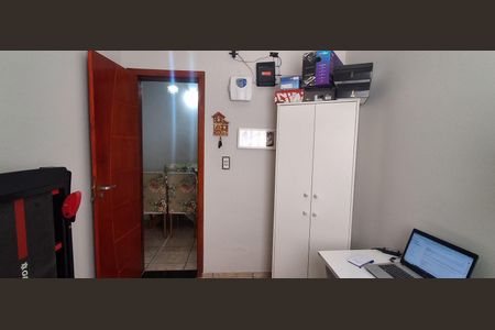 Casa à venda com 225m², 3 quartos e 6 vagasQuarto 1