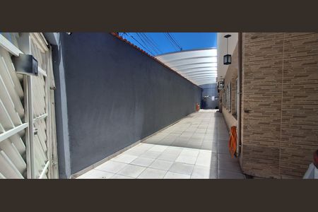 Casa à venda com 225m², 3 quartos e 6 vagasQuintal