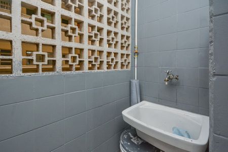 Apartamento à venda com 43m², 2 quartos e 1 vagaÁrea de Serviço