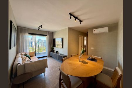 Sala  de apartamento para alugar com 3 quartos, 94m² em Vila Cordeiro, São Paulo