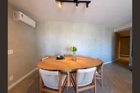 Sala  de apartamento para alugar com 3 quartos, 94m² em Vila Cordeiro, São Paulo