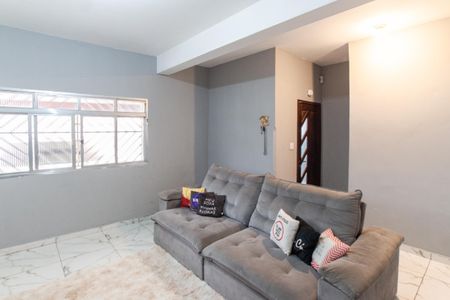 Sala de casa à venda com 4 quartos, 200m² em Vila Gustavo, São Paulo