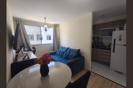 Sala de apartamento para alugar com 2 quartos, 38m² em Pechincha, Rio de Janeiro